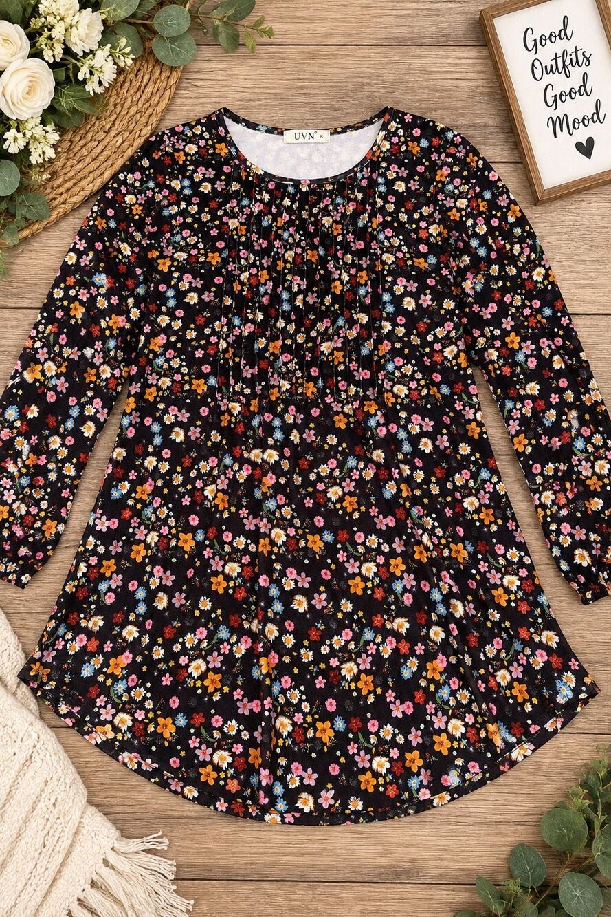 Women’s Small Black Floral Pintuck Blouse Long Sleeve Boho Swing Top: UVN Womens